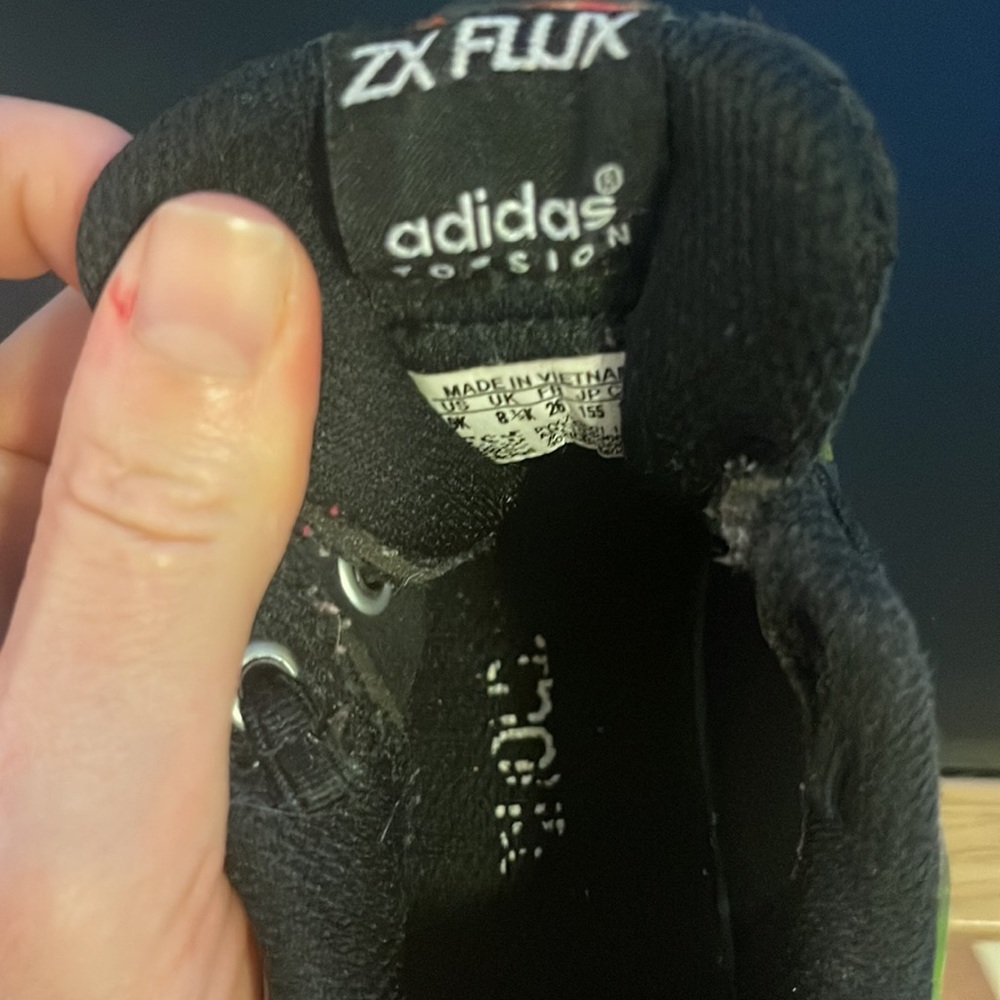 Addidas - Picture 3 of 5